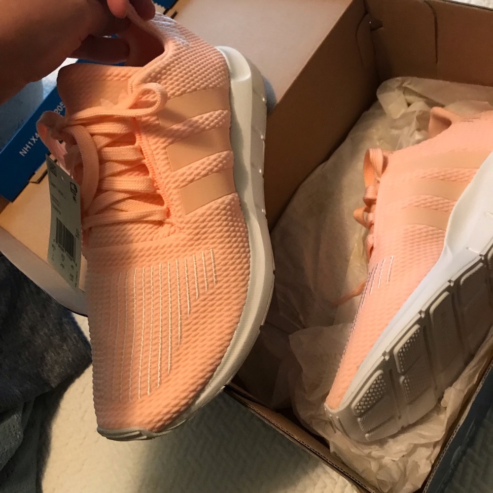 Brand new adidas women’s size 7